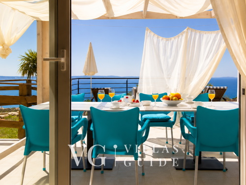 Villa Royal Gold