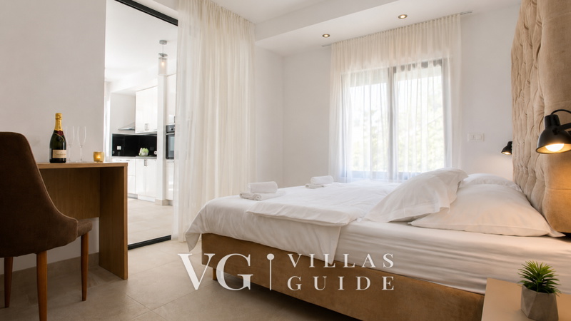 Villa Royal Pearl Bedroom