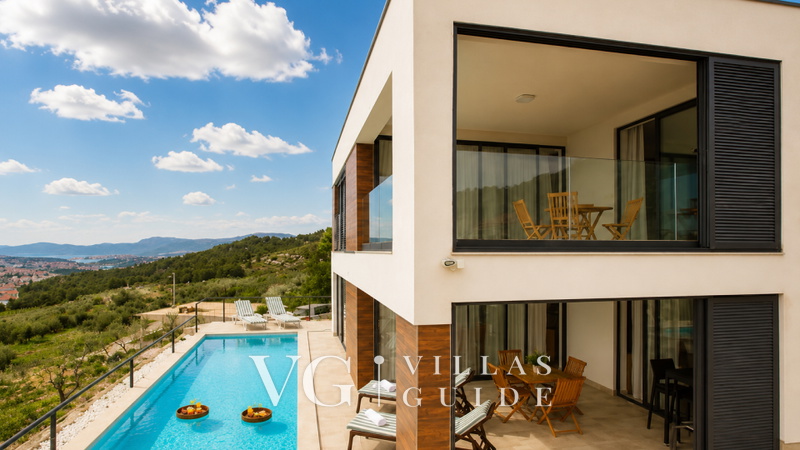 Villa Royal Pearl Pool