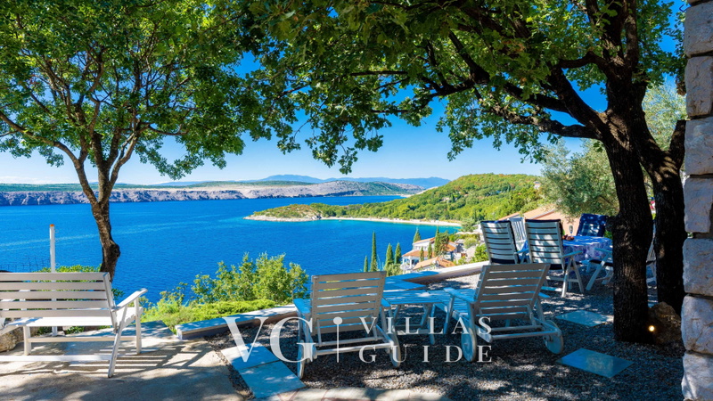 Holiday home view beachfront Jadranovo Dvorište i vanjski dio objekta