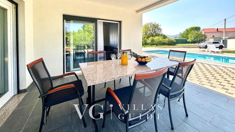 Villa Mirela
