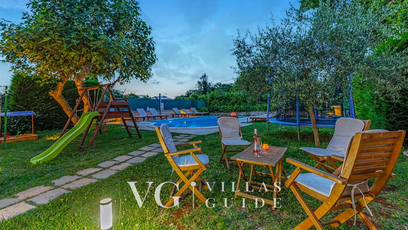 Villa Familia