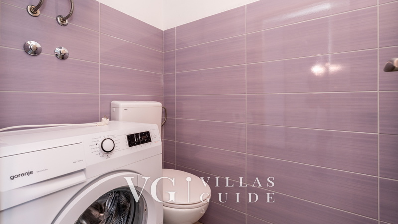 Apartmani villa Ana with pool 2 Ražanac WC za goste