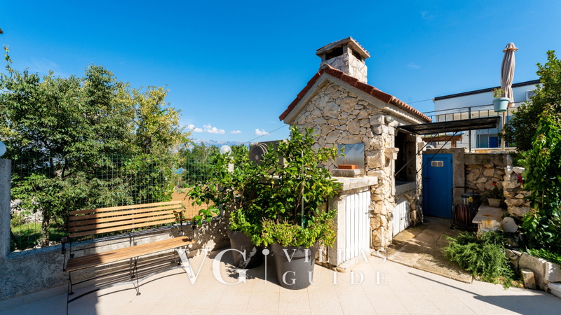 Apartmani villa Ana with pool 2 Ražanac Dodatni sadržaji