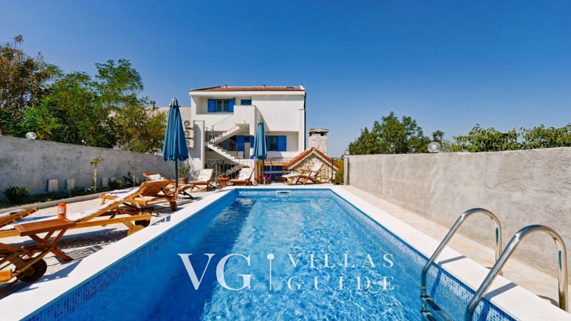 Apartmani villa Ana with pool 2 Ražanac Bazen