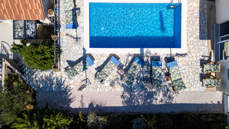 Apartmani villa Ana with pool 2 Ražanac