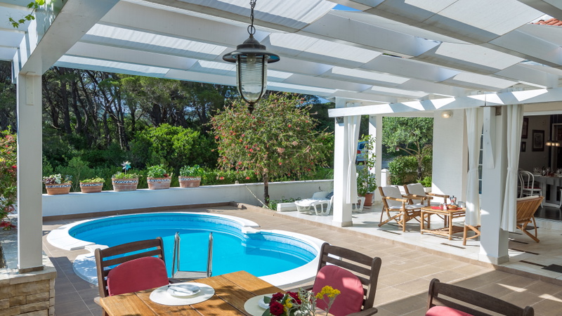Vila Maja with pool Molat