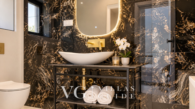 Luxury villa Noel Kupaonica