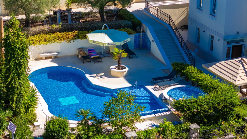 Apartman Villa Emilia pool Crikvenica