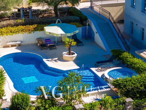 Apartman Villa Emilia pool Crikvenica