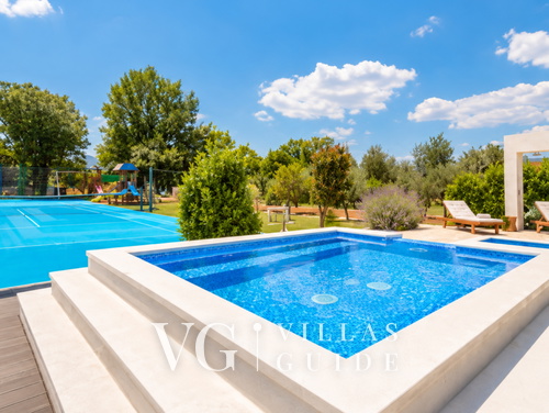 Villa Nikol