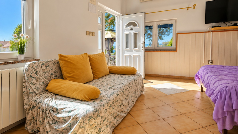 Studio Apartment Adrijano