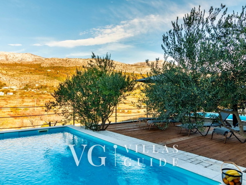 Villa Olive House