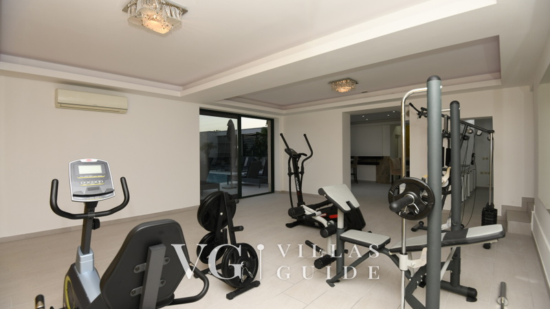 Villa President with a heated pool, wellness, and amenities