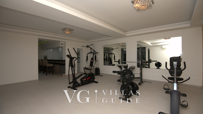 Villa President with a heated pool, wellness, and amenities Contenuto aggiuntivo
