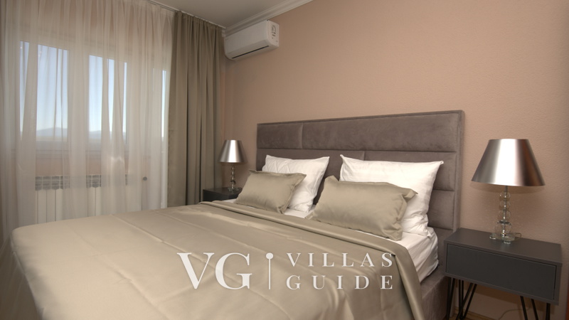 Villa President with a heated pool, wellness, and amenities Camera da letto