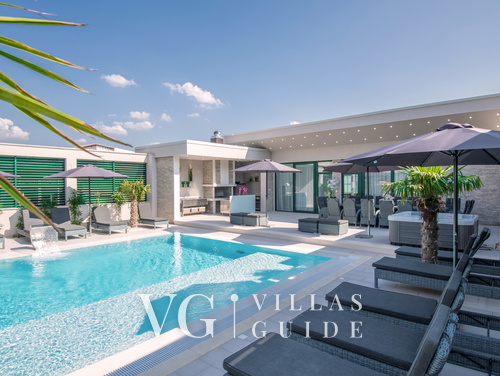 Villa President with a heated pool, wellness, and amenities