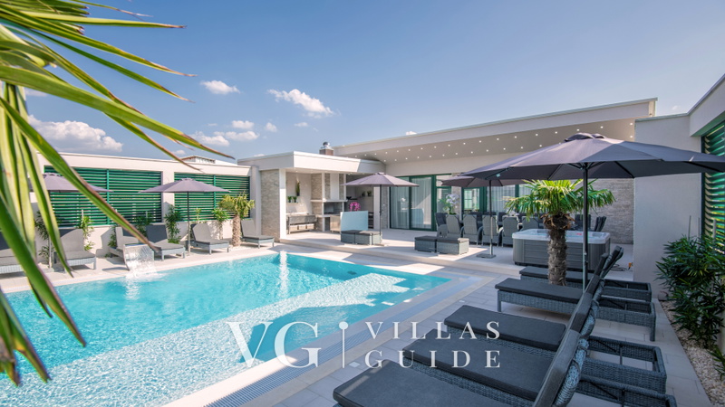 Villa President with a heated pool, wellness, and amenities