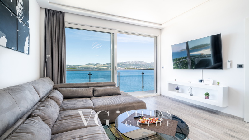 Villa Seafront Maris Soggiorno