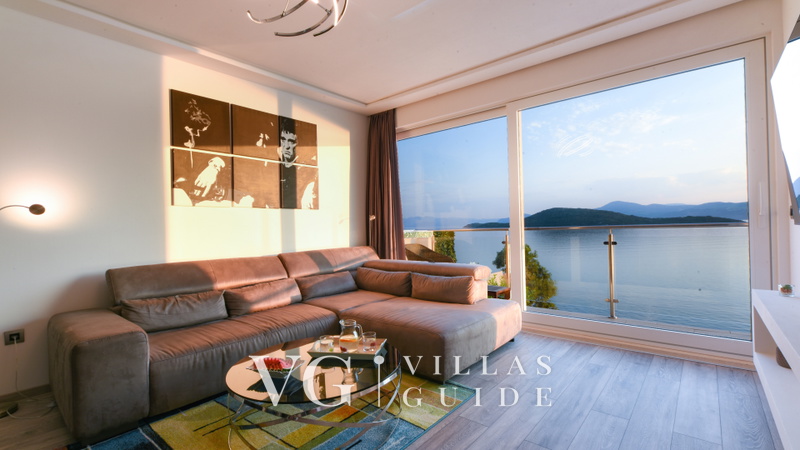 Villa Seafront Maris Soggiorno