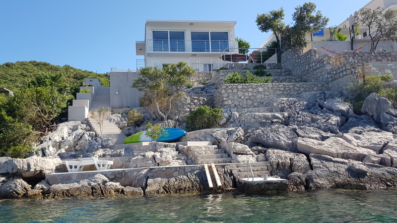Villa Seafront Maris